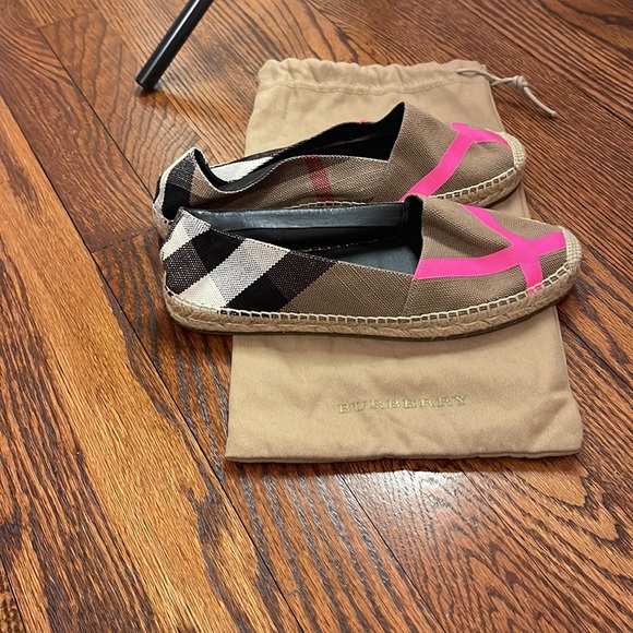 Burberry espadrilles size 37 - Picture 2 of 4